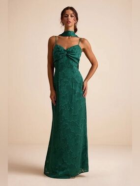Emerald Green Lace Maxi Dress with Scarf